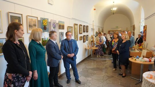 Prezentację twórczości "Ludzi z Pasją Miasta i Gminy Izbica" [GALERIA ZDJĘĆ]