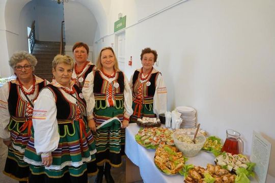 Prezentację twórczości "Ludzi z Pasją Miasta i Gminy Izbica" [GALERIA ZDJĘĆ]