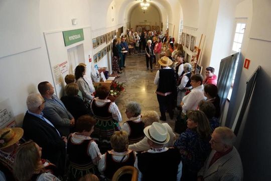 Prezentację twórczości "Ludzi z Pasją Miasta i Gminy Izbica" [GALERIA ZDJĘĆ]