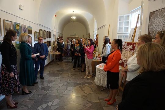 Prezentację twórczości "Ludzi z Pasją Miasta i Gminy Izbica" [GALERIA ZDJĘĆ]