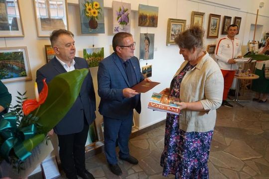 Prezentację twórczości "Ludzi z Pasją Miasta i Gminy Izbica" [GALERIA ZDJĘĆ]