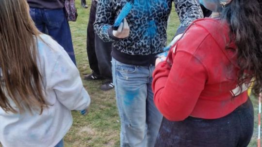 Radosna niedziela! Spotkanie z dinozaurem i Dzień Kolorów w Chełmie [GALERIA ZDJĘĆ]