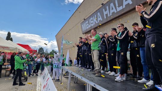 Wspólnie z kibicami świętowali awans do PlusLigi! [GALERIA ZDJĘĆ]