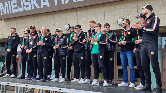 Wspólnie z kibicami świętowali awans do PlusLigi! [GALERIA ZDJĘĆ]