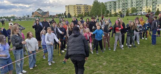 Radosna niedziela! Spotkanie z dinozaurem i Dzień Kolorów w Chełmie [GALERIA ZDJĘĆ]