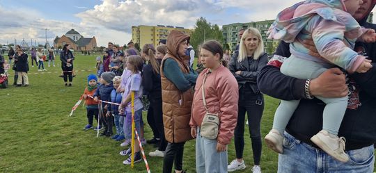 Radosna niedziela! Spotkanie z dinozaurem i Dzień Kolorów w Chełmie [GALERIA ZDJĘĆ]