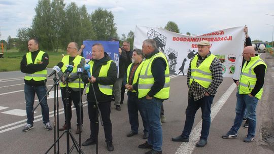 Rozpoczęcie protestu przedstawicieli branży transportowej w Okopach [GALERIA ZDJĘĆ]