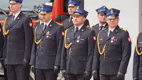Chełm. Awanse i honory - uroczysta zbiórka chełmskich strażaków [ZDJĘCIA]
