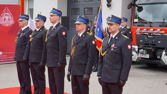 Chełm. Awanse i honory - uroczysta zbiórka chełmskich strażaków [ZDJĘCIA]