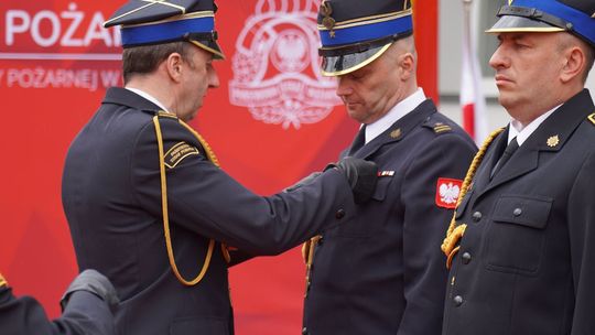Chełm. Awanse i honory - uroczysta zbiórka chełmskich strażaków [ZDJĘCIA]