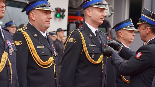 Chełm. Awanse i honory - uroczysta zbiórka chełmskich strażaków [ZDJĘCIA]