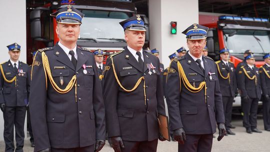 Chełm. Awanse i honory - uroczysta zbiórka chełmskich strażaków [ZDJĘCIA]