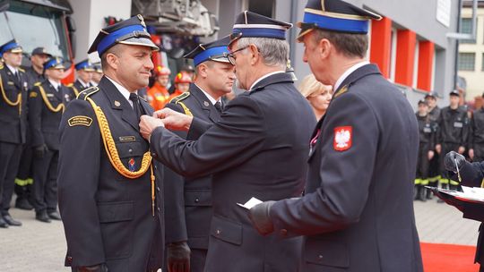Chełm. Awanse i honory - uroczysta zbiórka chełmskich strażaków [ZDJĘCIA]