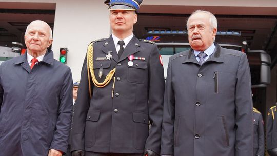 Chełm. Awanse i honory - uroczysta zbiórka chełmskich strażaków [ZDJĘCIA]