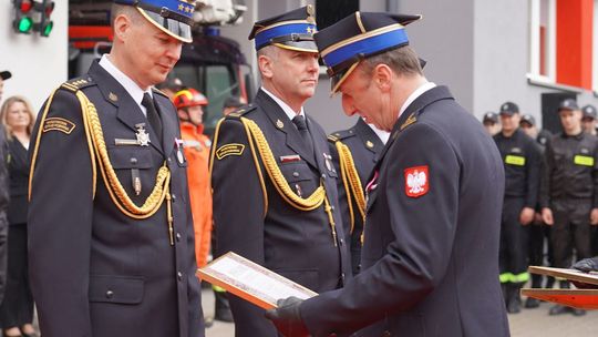 Chełm. Awanse i honory - uroczysta zbiórka chełmskich strażaków [ZDJĘCIA]
