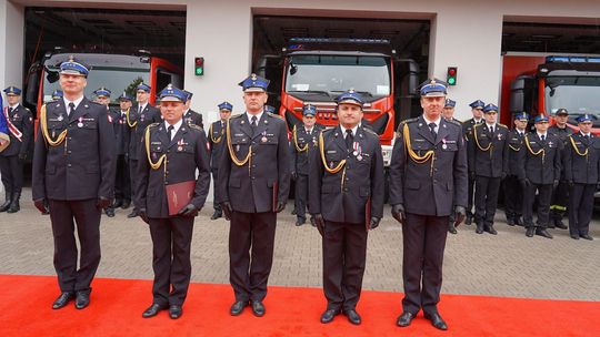 Chełm. Awanse i honory - uroczysta zbiórka chełmskich strażaków [ZDJĘCIA]