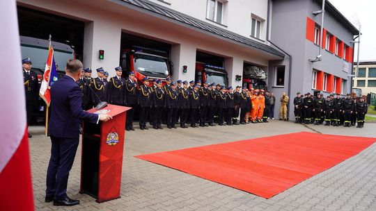 Chełm. Awanse i honory - uroczysta zbiórka chełmskich strażaków [ZDJĘCIA]