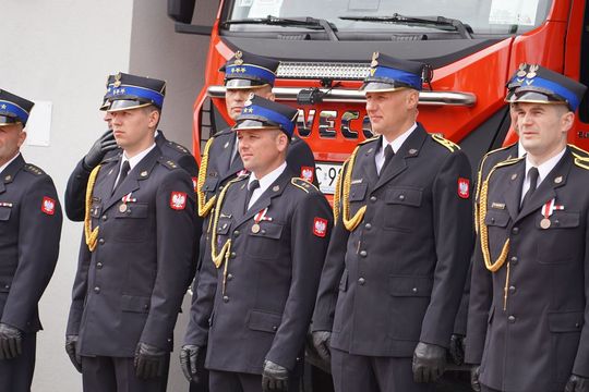 Chełm. Awanse i honory - uroczysta zbiórka chełmskich strażaków [ZDJĘCIA]