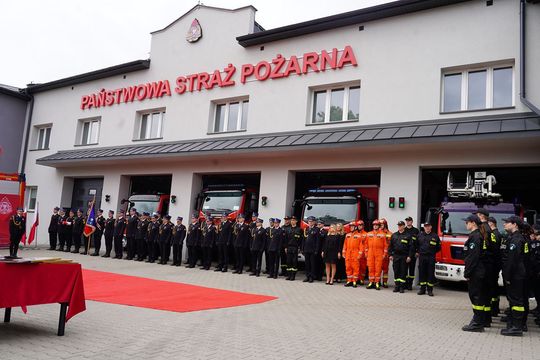 Chełm. Awanse i honory - uroczysta zbiórka chełmskich strażaków [ZDJĘCIA]