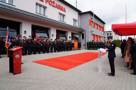 Chełm. Awanse i honory - uroczysta zbiórka chełmskich strażaków [ZDJĘCIA]