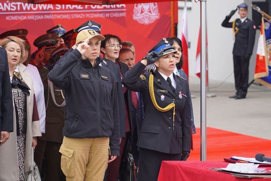 Chełm. Awanse i honory - uroczysta zbiórka chełmskich strażaków [ZDJĘCIA]