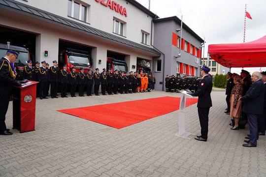 Chełm. Awanse i honory - uroczysta zbiórka chełmskich strażaków [ZDJĘCIA]