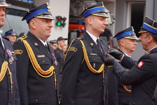 Chełm. Awanse i honory - uroczysta zbiórka chełmskich strażaków [ZDJĘCIA]