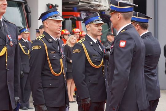 Chełm. Awanse i honory - uroczysta zbiórka chełmskich strażaków [ZDJĘCIA]
