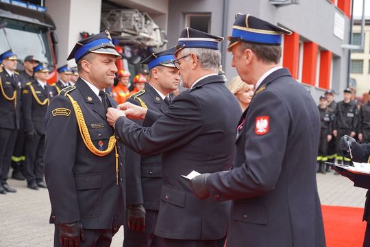 Chełm. Awanse i honory - uroczysta zbiórka chełmskich strażaków [ZDJĘCIA]