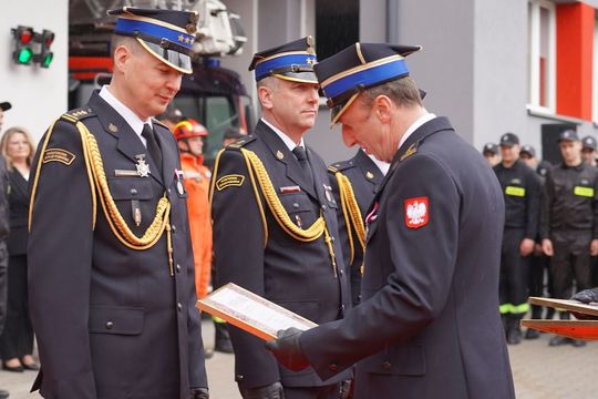 Chełm. Awanse i honory - uroczysta zbiórka chełmskich strażaków [ZDJĘCIA]