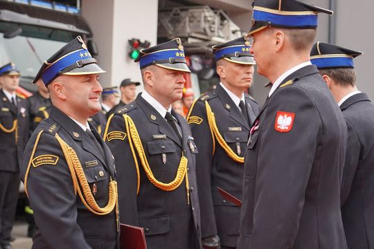 Chełm. Awanse i honory - uroczysta zbiórka chełmskich strażaków [ZDJĘCIA]
