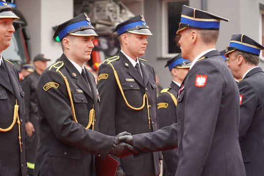 Chełm. Awanse i honory - uroczysta zbiórka chełmskich strażaków [ZDJĘCIA]