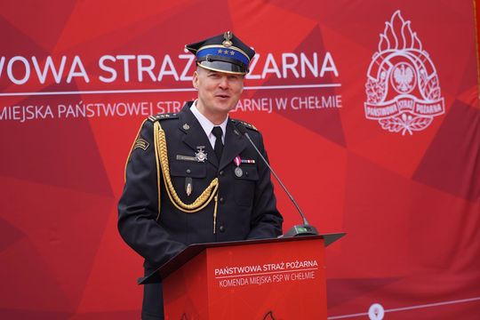 Chełm. Awanse i honory - uroczysta zbiórka chełmskich strażaków [ZDJĘCIA]