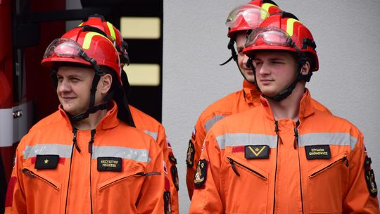 Chełm. Awanse i honory - uroczysta zbiórka chełmskich strażaków [ZDJĘCIA]