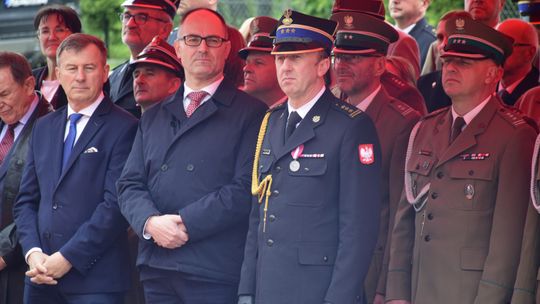 Chełm. Awanse i honory - uroczysta zbiórka chełmskich strażaków [ZDJĘCIA]