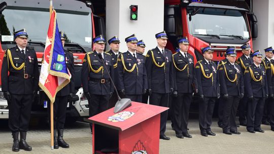 Chełm. Awanse i honory - uroczysta zbiórka chełmskich strażaków [ZDJĘCIA]