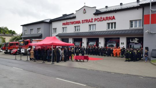Chełm. Awanse i honory - uroczysta zbiórka chełmskich strażaków [ZDJĘCIA]