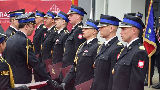 Chełm. Awanse i honory - uroczysta zbiórka chełmskich strażaków [ZDJĘCIA]