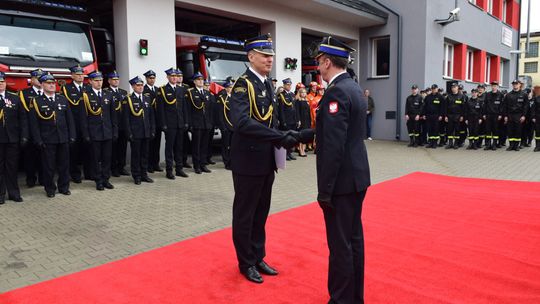 Chełm. Awanse i honory - uroczysta zbiórka chełmskich strażaków [ZDJĘCIA]
