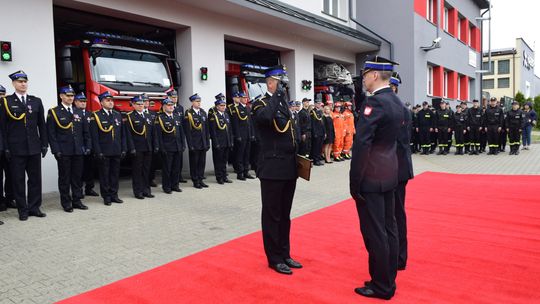 Chełm. Awanse i honory - uroczysta zbiórka chełmskich strażaków [ZDJĘCIA]