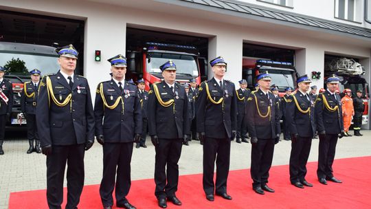Chełm. Awanse i honory - uroczysta zbiórka chełmskich strażaków [ZDJĘCIA]