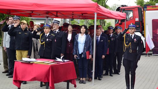 Chełm. Awanse i honory - uroczysta zbiórka chełmskich strażaków [ZDJĘCIA]