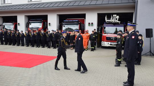 Chełm. Awanse i honory - uroczysta zbiórka chełmskich strażaków [ZDJĘCIA]