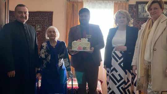 Gm. Wola Uhruska. 103 lata życia, mądrości i uśmiechu – wyjątkowy jubileusz Pani Janiny [GALERIA ZDJĘĆ]