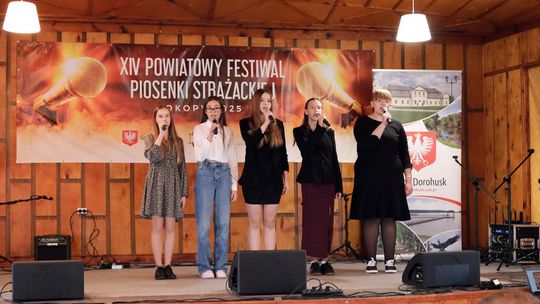 XIV Powiatowy Festiwal Piosenki Strażackiej w Okopach [GALERIA ZDJĘĆ]