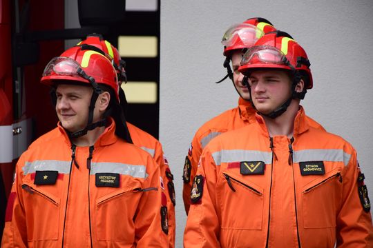 Chełm. Awanse i honory - uroczysta zbiórka chełmskich strażaków [ZDJĘCIA]