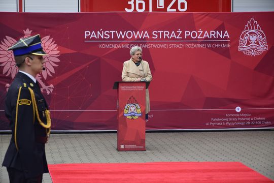 Chełm. Awanse i honory - uroczysta zbiórka chełmskich strażaków [ZDJĘCIA]