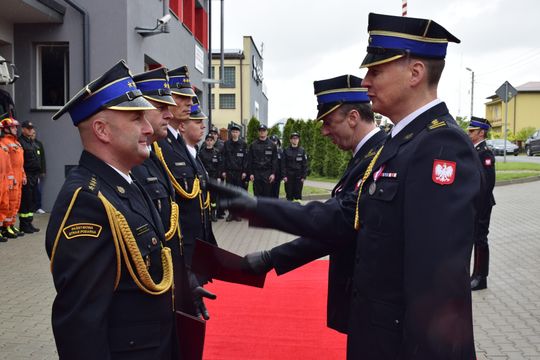 Chełm. Awanse i honory - uroczysta zbiórka chełmskich strażaków [ZDJĘCIA]
