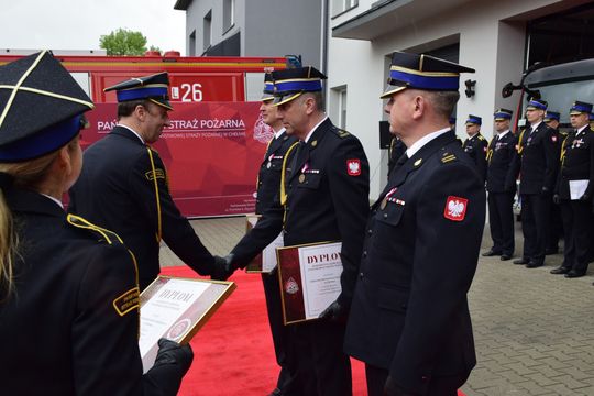 Chełm. Awanse i honory - uroczysta zbiórka chełmskich strażaków [ZDJĘCIA]
