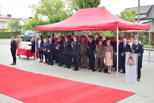 Chełm. Awanse i honory - uroczysta zbiórka chełmskich strażaków [ZDJĘCIA]